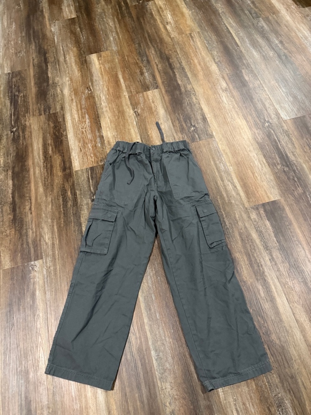 DSG Men's Charcoal Gray Cargo Pants with Drawstring
